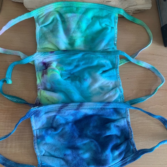 Nwt blue & green tie dye mask bundle! - Picture 4 of 10